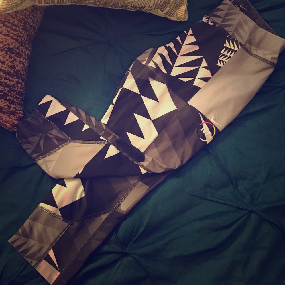 Nike leggings